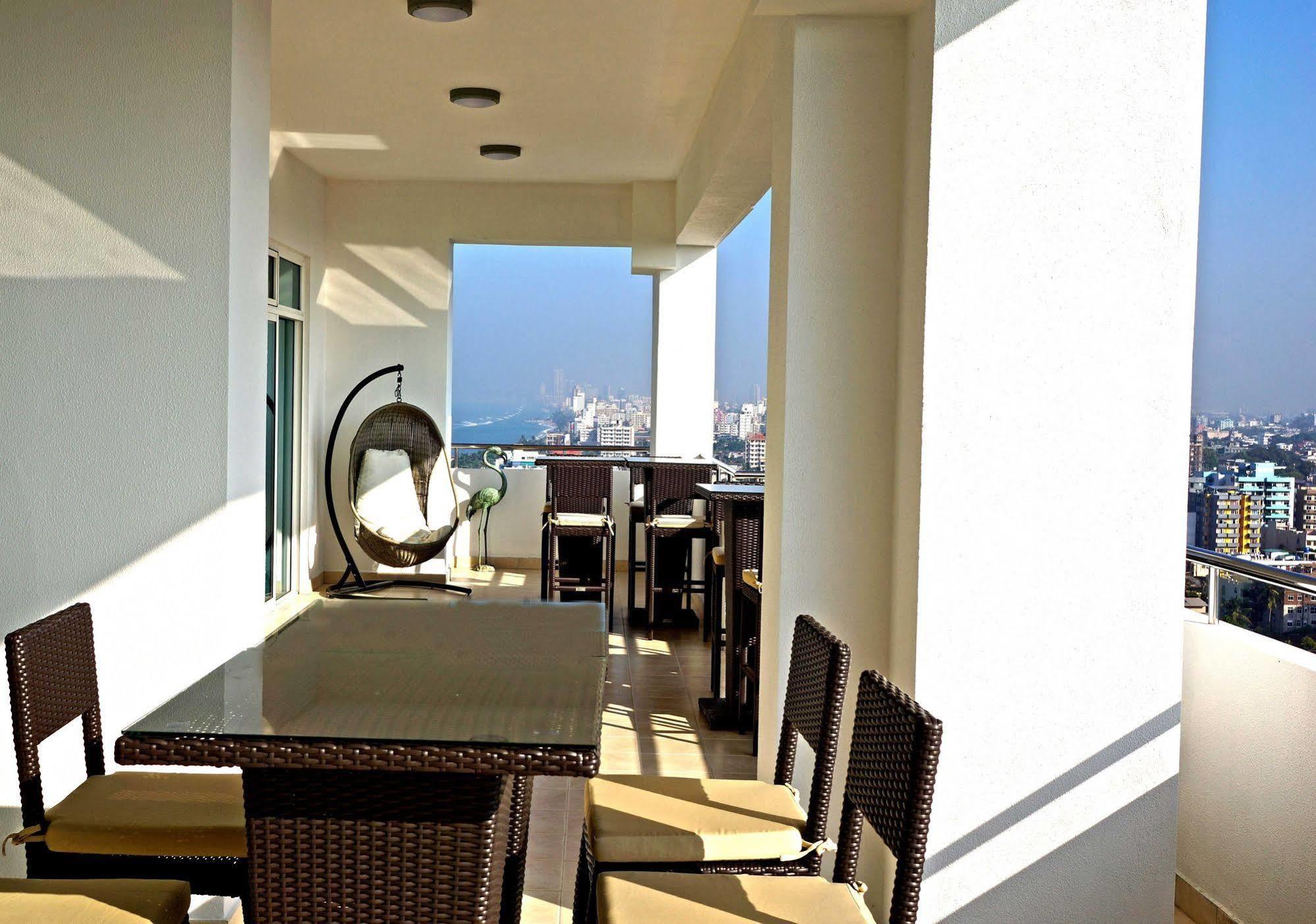 Апартаменти The Penthouse Above Sea Dehiwala-Mount Lavinia Екстер'єр фото